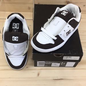 DC Manteca 2 Dark Chocolate & White Youth NIB